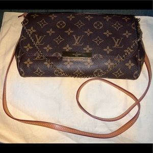 Louis Vuitton Favorite MM in monogram